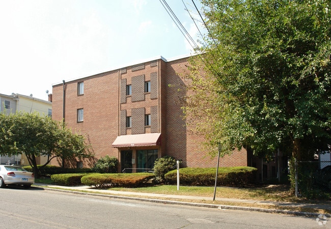 Photo - 89 S Whitney St