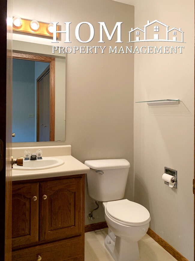 Photo - 322 E Lafayette St