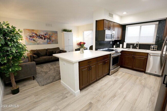 Photo - 11271 E Poinsettia Dr