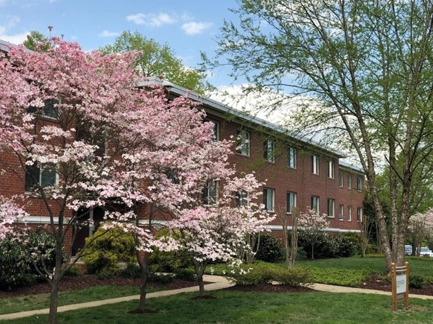 Columbia Pike Apartments