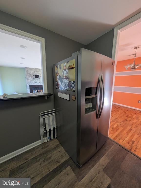 Building Photo - 7103 Donnell Pl Unit D5