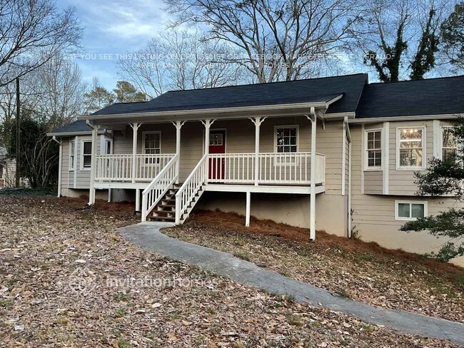 Building Photo - 38 Cooper Lake Rd SW