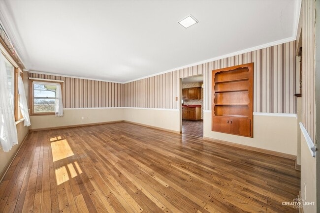 Photo - 39W258 Seavey Rd