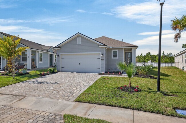 Photo - Resort-Style Living!