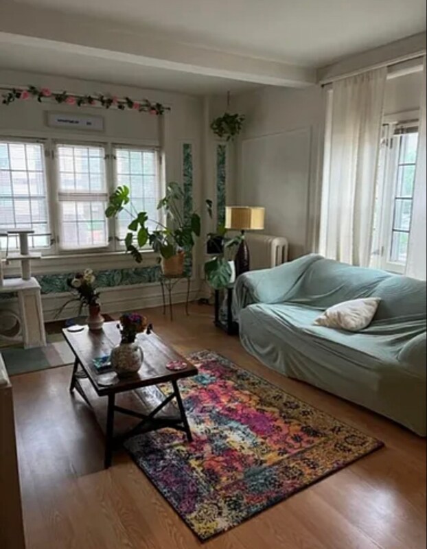 Photo - 2218 N Summit Ave Apartment Unit 101