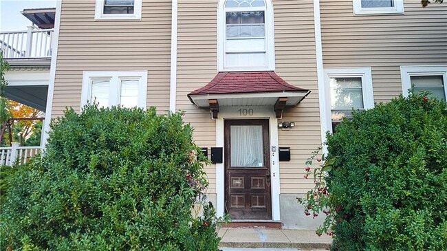 Photo - 309 Carrington Ave Unit 2