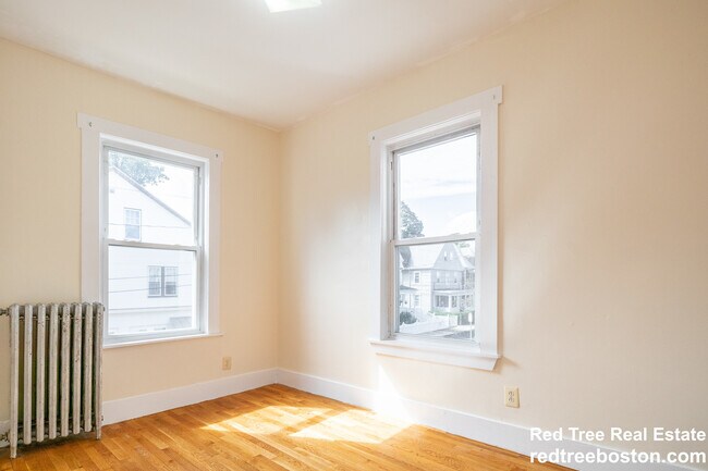 Photo - 110 Murdock St Unit 3