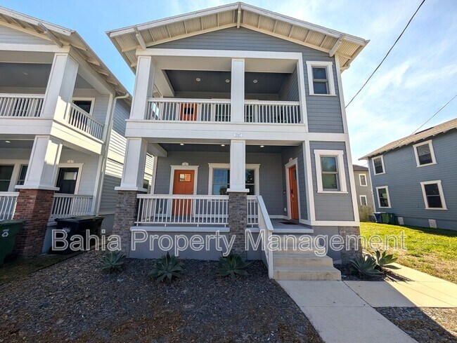 Building Photo - 1707 E Columbus Dr Unit 1