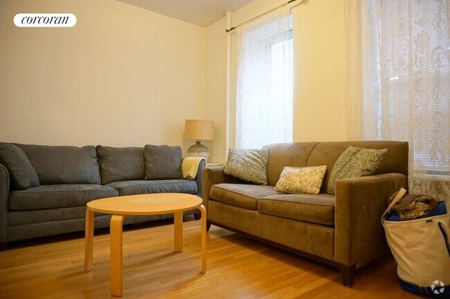Building Photo - 536 E 82nd St Rental