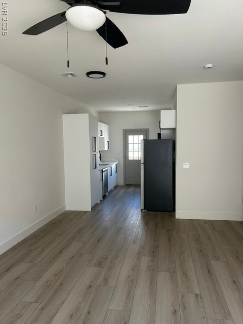 Photo - 1060 Hall Ave