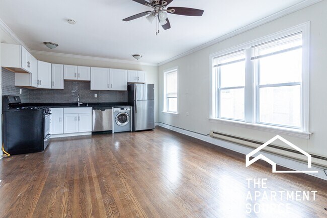 Photo - 2127 N Dayton St