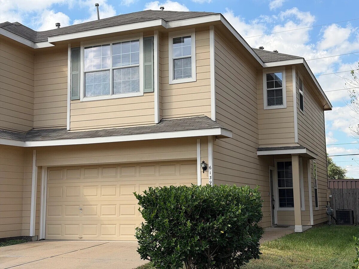 Photo - 6139 Morningshire Ln