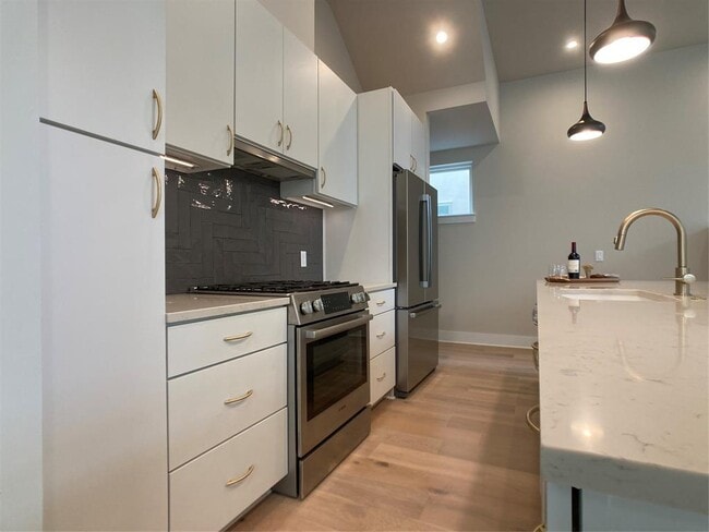 Photo - 2300 Enfield Rd Unit 207