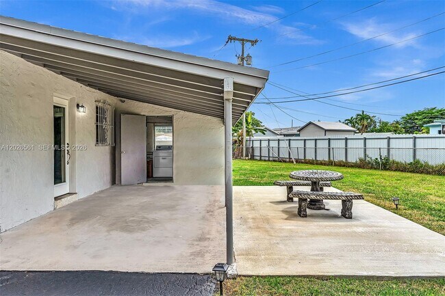 Photo - 20622 NW 23rd Ct