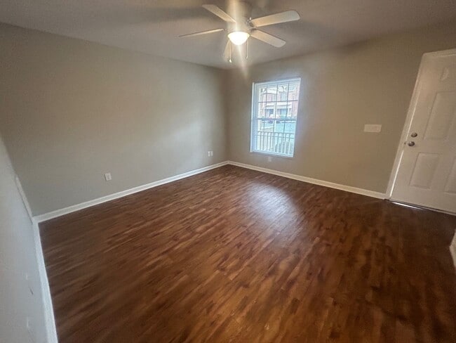 Photo - 940-102 Glenn Street, West Columbia, SC 29169