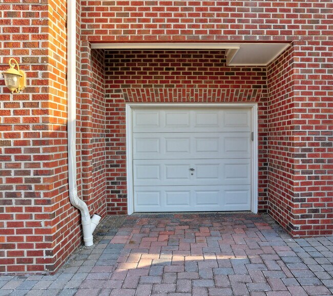 Photo - 2BD/2BA Fabulous River Hill Condo Unit 404