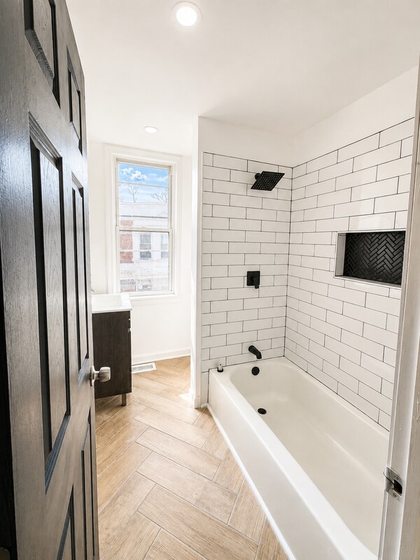 Photo - 5943 Summer St
