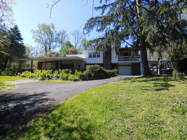 Street View - 2660 Fish Hatchery Rd