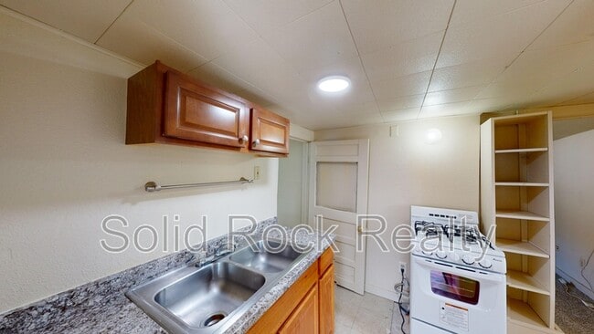 Photo - 3137 W Kiowa St