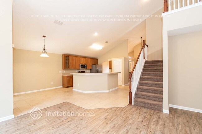 Photo - 829 Marjories Way