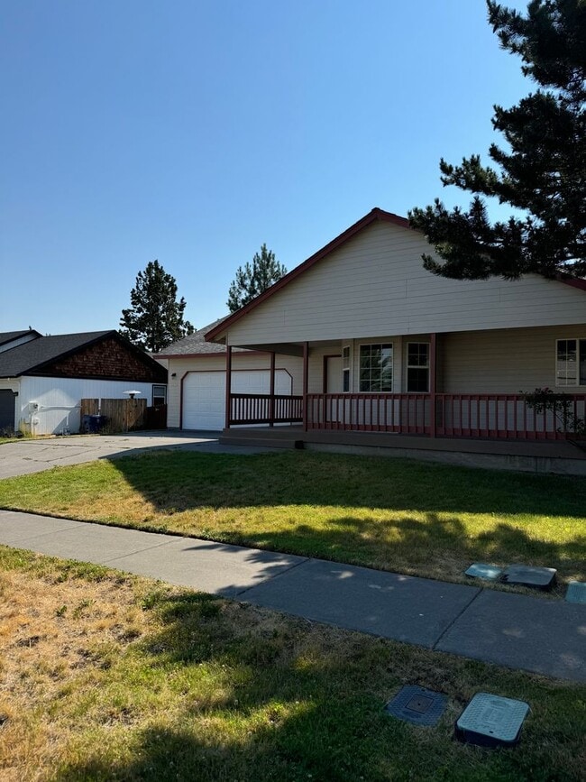 Building Photo - CUTE HOME IN ELKHORN ESTATES