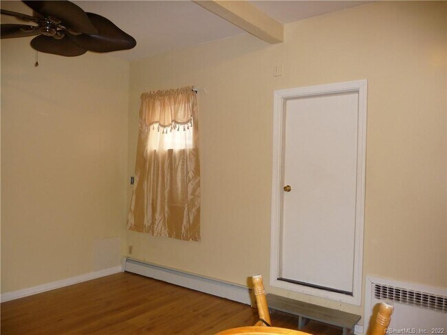 Photo - 1 Eastview St Unidad FRONT