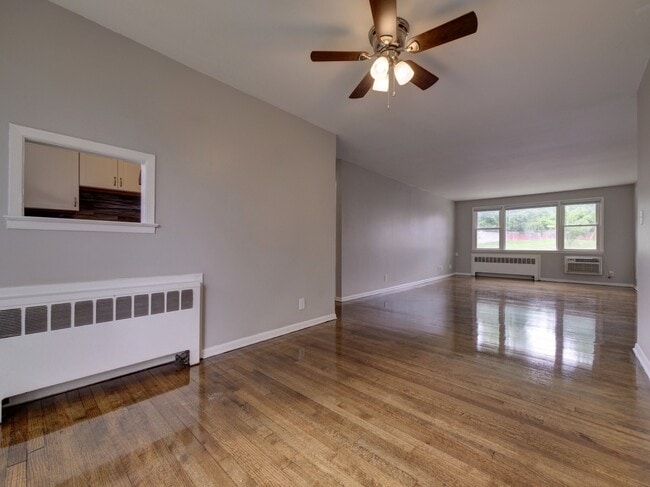 Riverhill Apartments