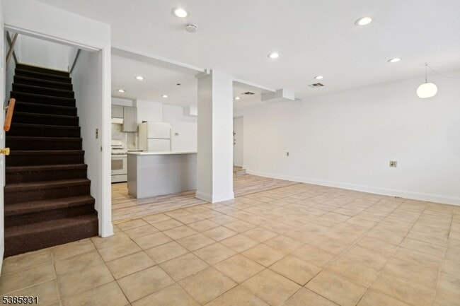 Photo - 109 S Orange Ave Unit Rear