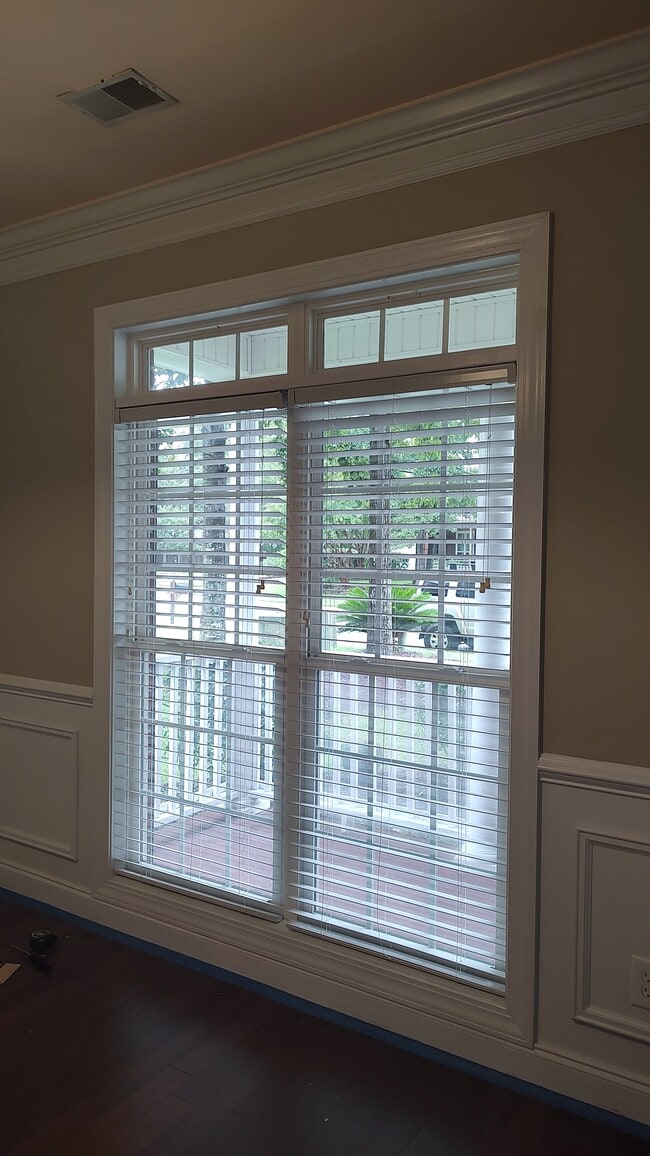 Photo - 1715 Cranbrook Dr