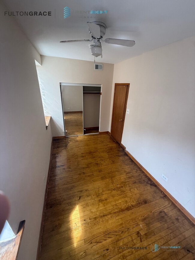 Photo - 1249 W Devon Ave Unidad 2E