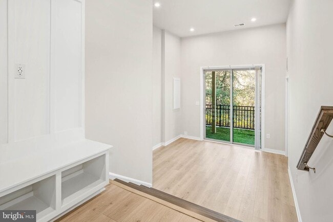 Photo - 6232 Folly Ln