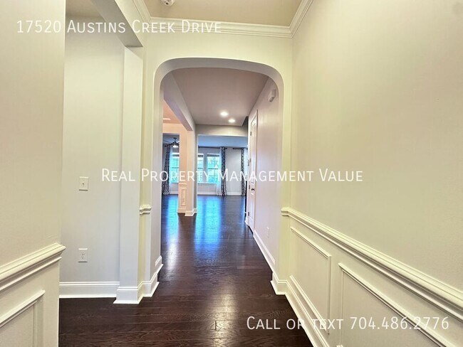 Photo - 17520 Austins Creek Dr