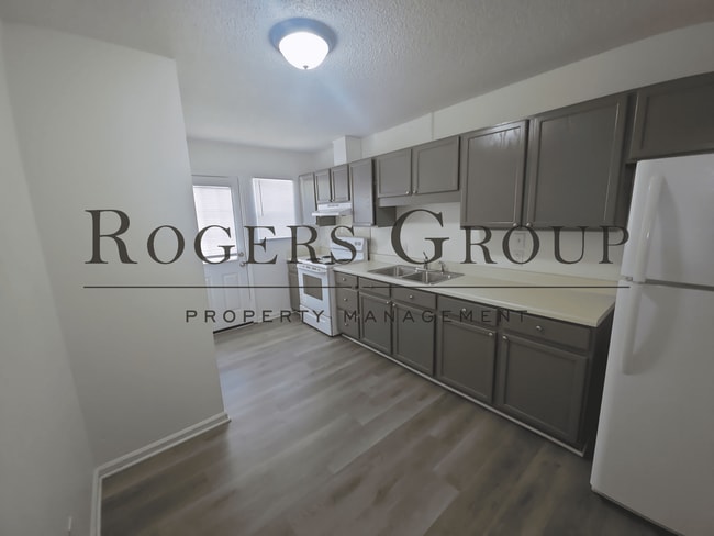 Photo - #450 - 607-609 Hicks Mill Rd Duplex Unit 607 Hicks Mill Rd