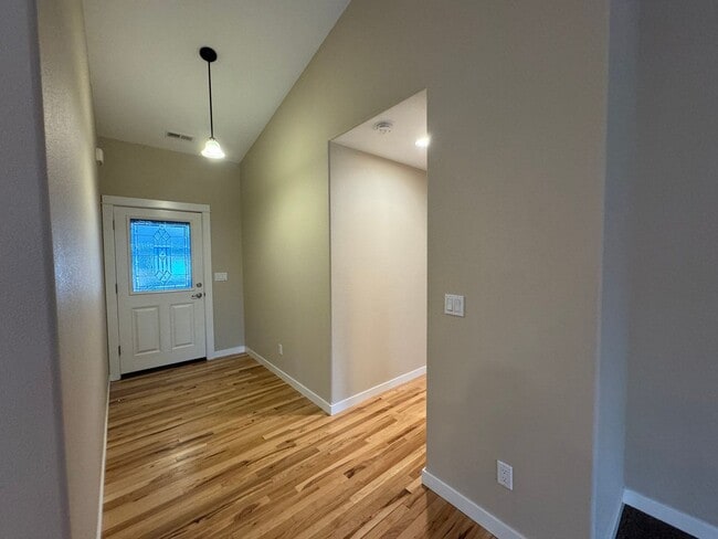 Photo - Well maintained, updated 3 bedroom home in quiet neighborhood