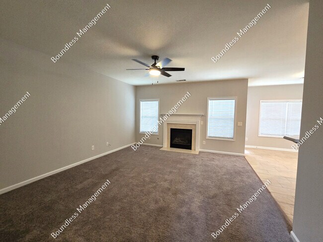 Photo - 2159 Somerset Pl SE