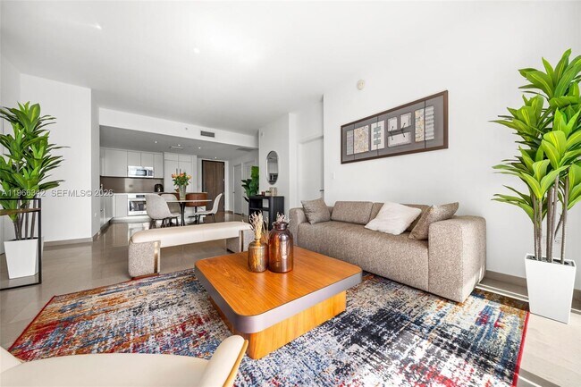 Photo - 88 SW 7th St Unit 2105