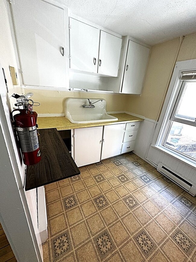 Photo - 114-116-116 S Champlain St Unit APT 3