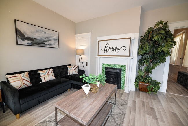 Living room - 2106 Pogue Ave