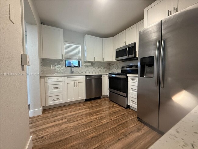 Building Photo - 9273 SW 8th St Unit 310 Rental