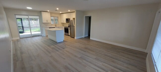 Photo - 1235 SW 13th Cir Unit West