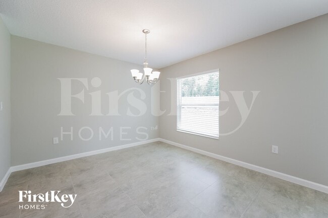 Photo - 513 Earhart Dr