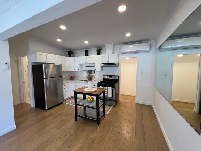 Building Photo - 4014 Higuera St Unit A