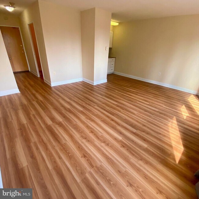 Photo - 2101 Chestnut St Unit 1514