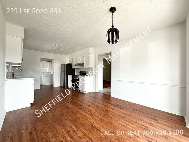 239 Lee Road 851