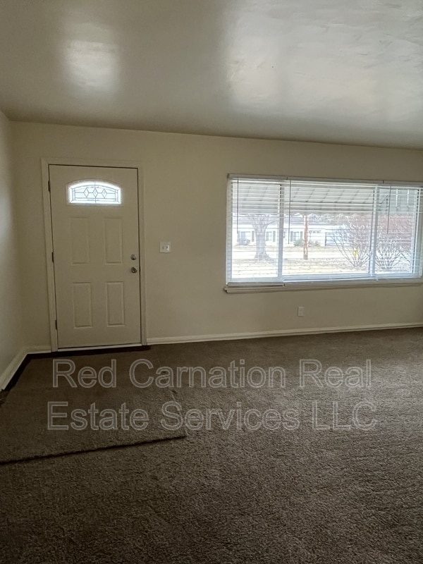 Photo - 1434 Antoinette Ave