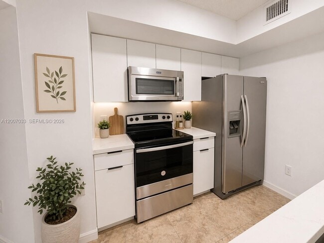 Photo - 450 S Park Rd Unit 5-307