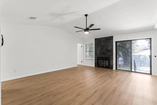 Photo - 7800 Turquoise Trail