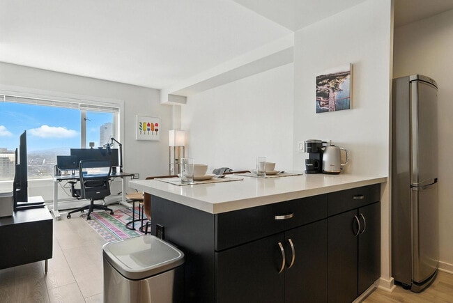 Photo - 899 Pine St Unit SI FL16-ID1245521P