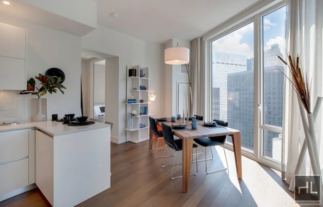 Photo - East 44th Street Unit 40N