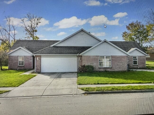 Building Photo - 2722 Fairview Ct